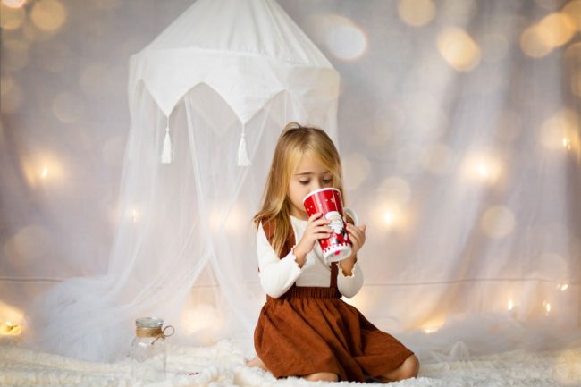 Sesión de fotos de navidad infantil en Valencia 2023