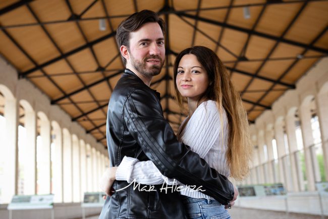 Sesión de fotos de preboda en Parque central de Valencia