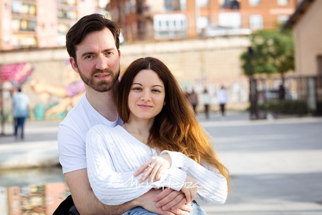 Sesión de fotos de preboda en Parque central de Valencia