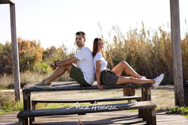 Sesión de fotos de preboda en mirador de aves en Valencia