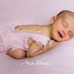 Sesión de fotos de bebé recién nacido en Valencia capital